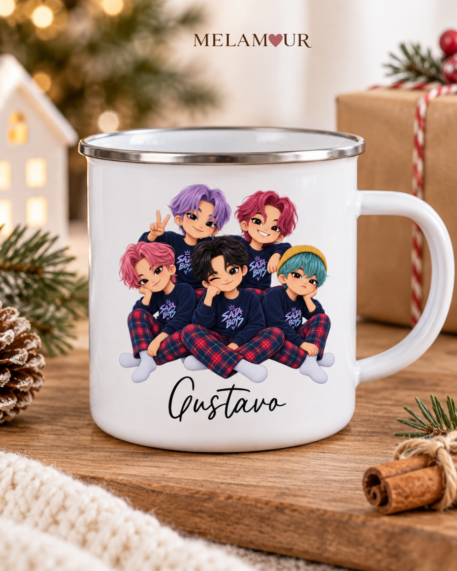 Guerreiros Pop de Pijama com Nome | Caneca Esmaltada de Natal