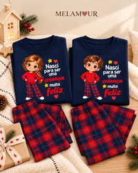 Pijama de Natal · Criança Muito Feliz · Menina com Trança