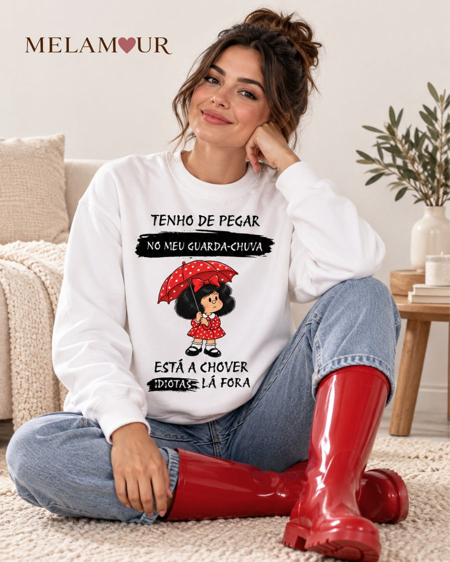 Está a Chover Idiotas Lá Fora | Mulher