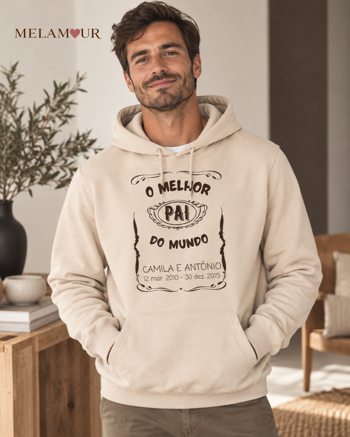 Sweat com capuz bege O Melhor Pai do Mundo · Rótulo Vintage com rótulo ornamentado, nomes e datas
