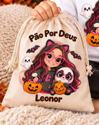 Menina de Óculos e Panda | Halloween